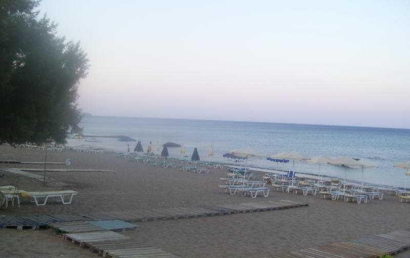 Stegna Star Aparthotel 3*