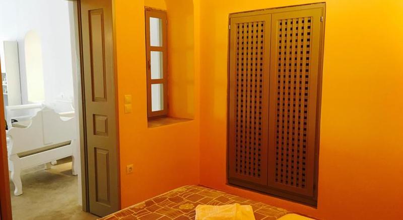 Aparthotel Filotimo Cave Pyrgos Kallistis
