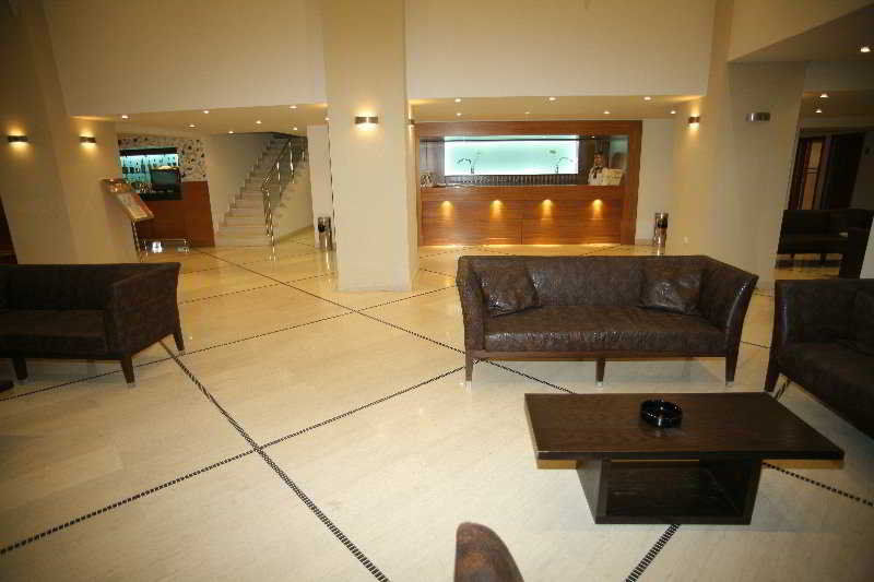 Mitsis La Hotel 4*
