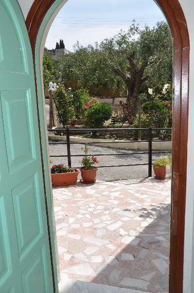 Paraskevi Apartment Ipsos