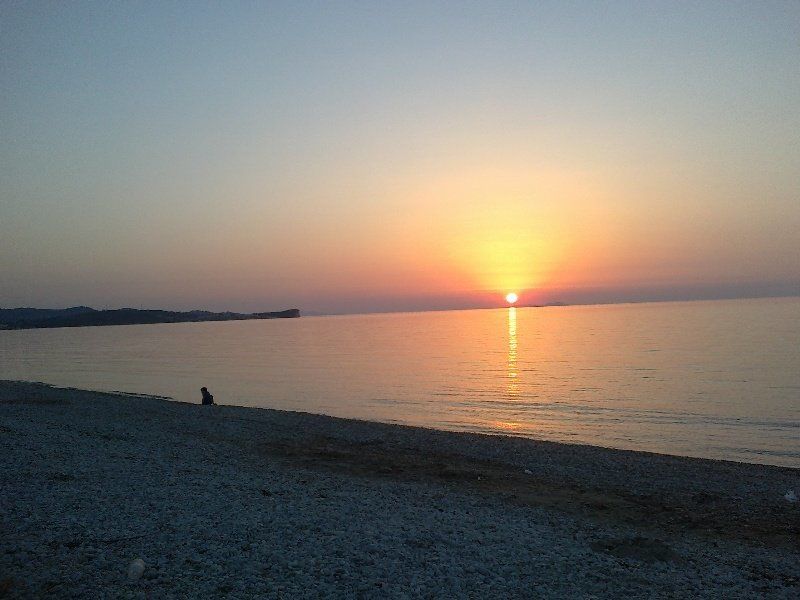 Front Salvanos Aparthotel