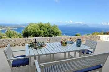 Urania Luxury Villas Villa Pondi