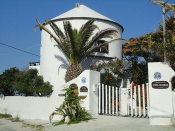 Mantalena Apartment