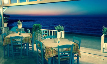 Socrates & Restaurant *
