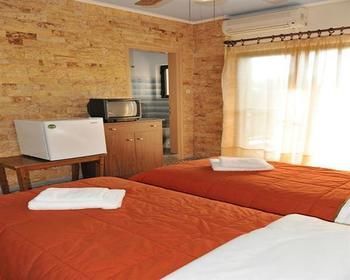 Ballas Hotel