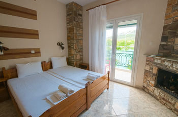 Apartment Petra Mare Thimonia