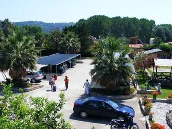 Niko Hotel 2*