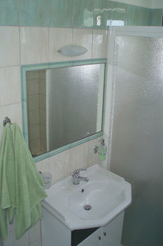 Applause Apartment *