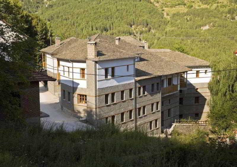 Katogi Averoff & Winery 4* Metsovo