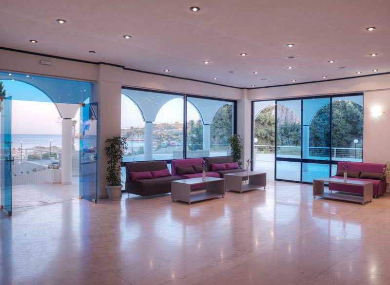 Larisa Boutique Hotel 3*