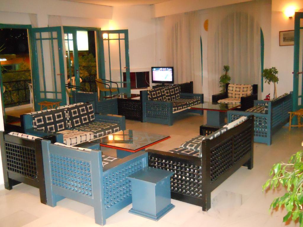 Hotel Antinoos 3*
