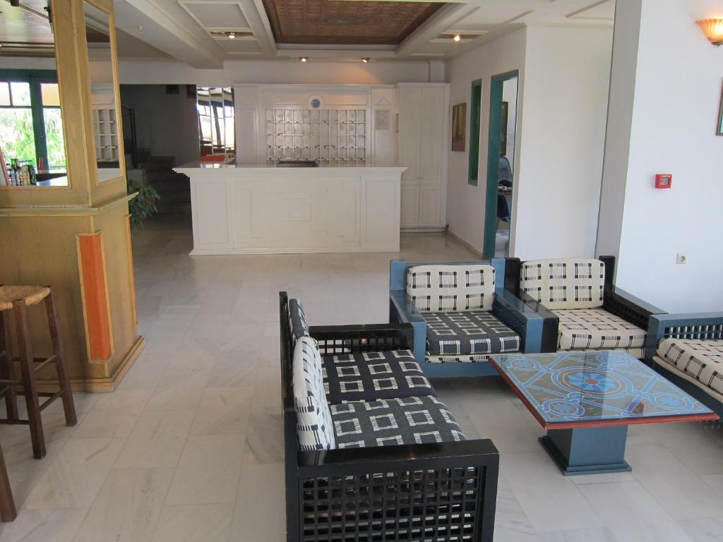 Antinoos Hotel