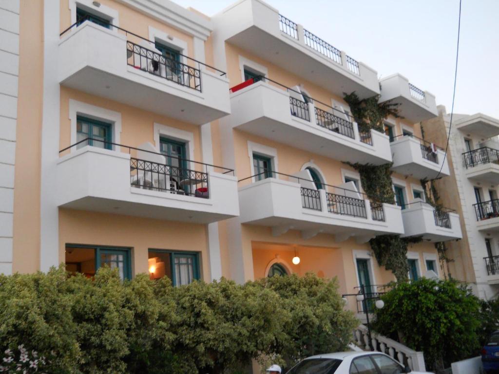 Antinoos 3* Piskopiano