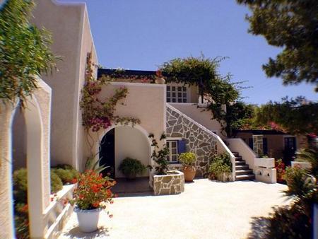 Paradise Aparthotel 3*