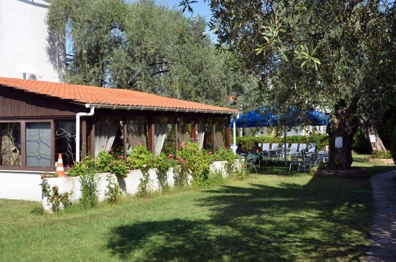 Aparthotel Elia 3*
