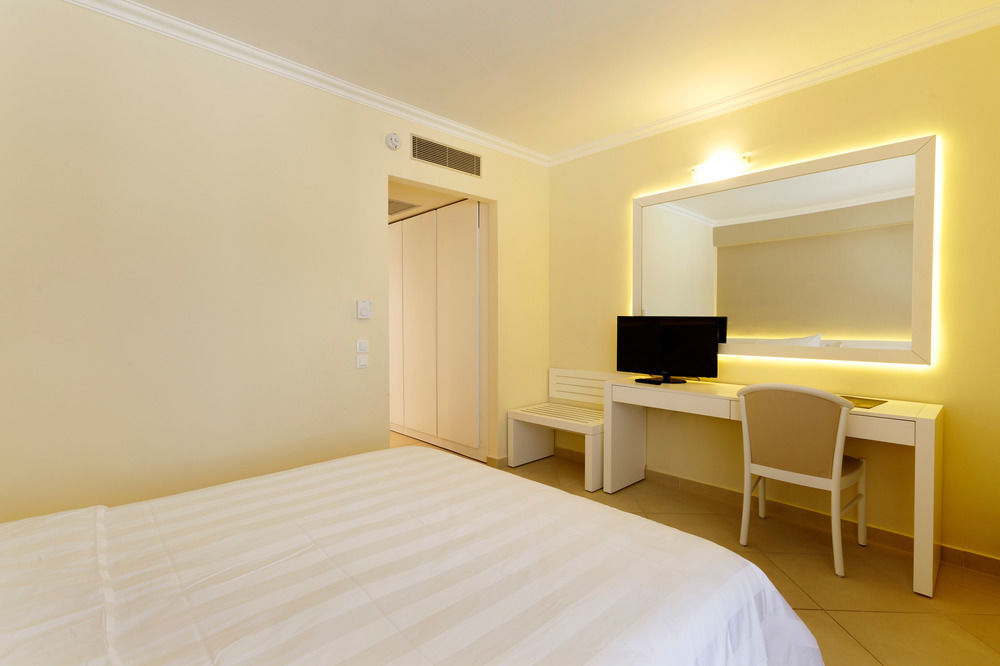 Village & - Adults Only Hotel 5*