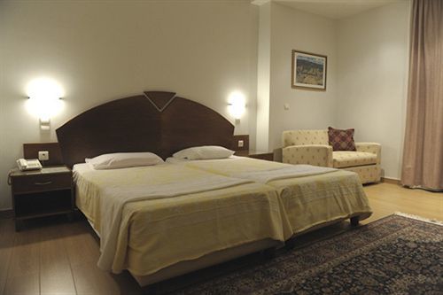 Comfort Hotel 2*