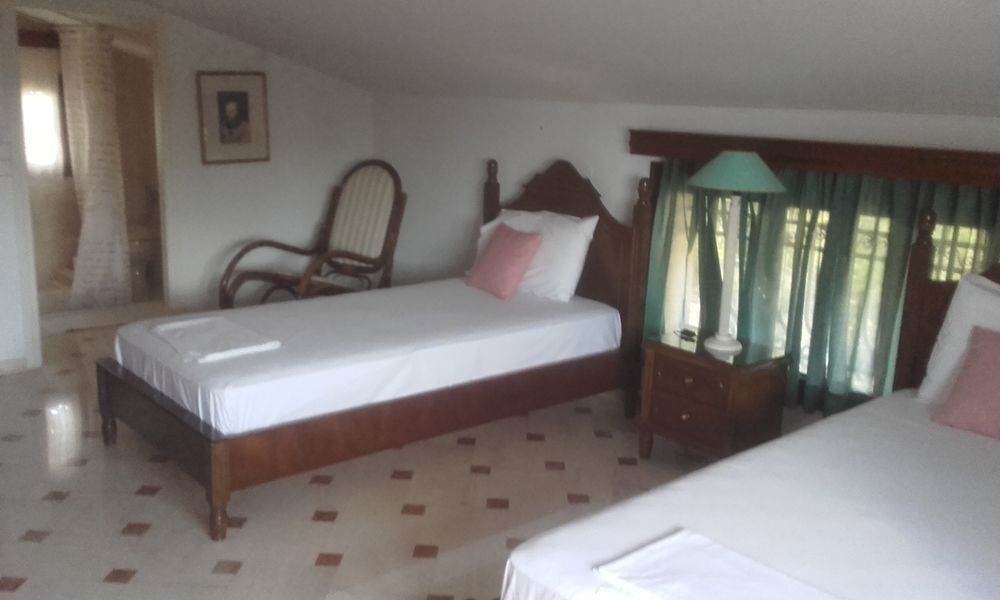 Hotel House 3*
