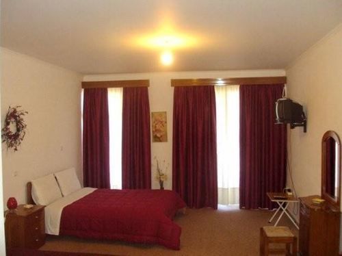 Vasilis Hotel 3*