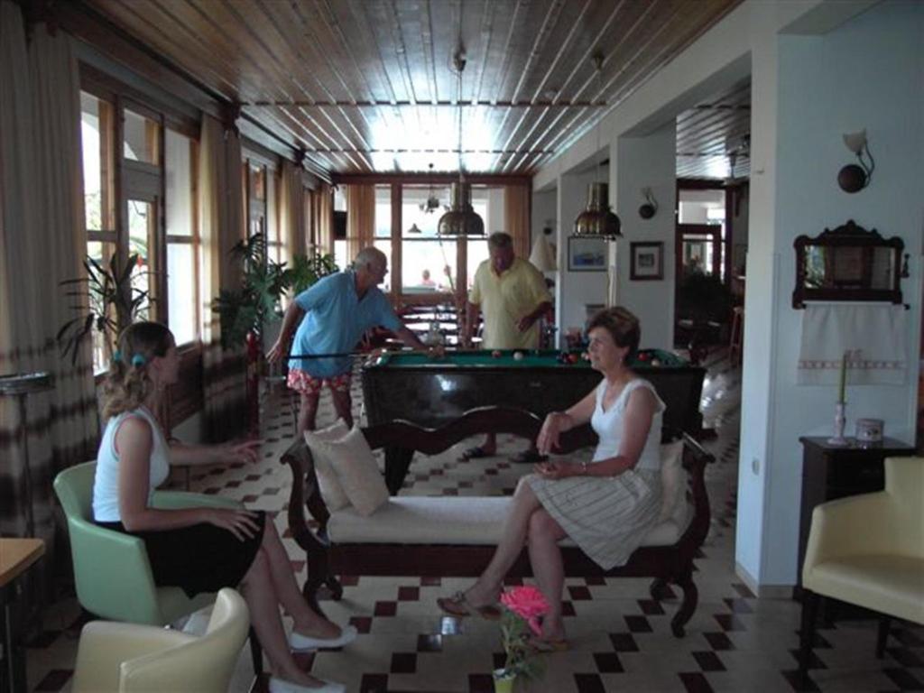 Venus Hotel 2*