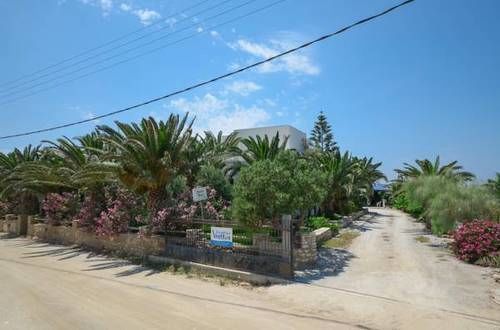 Vrettos Beachfront *