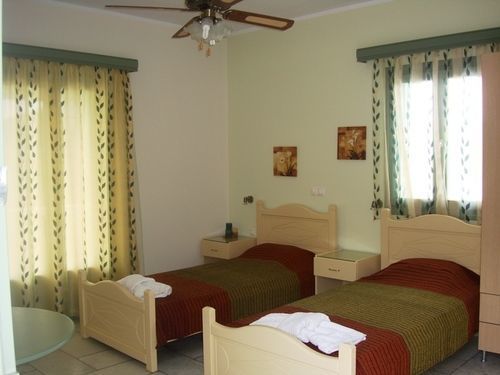Kalados Studios Apartment Kalando