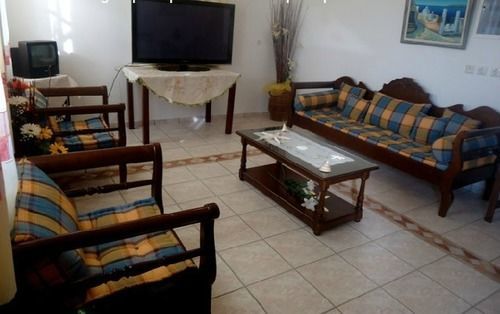 Mina's In Naxos Island Guest house