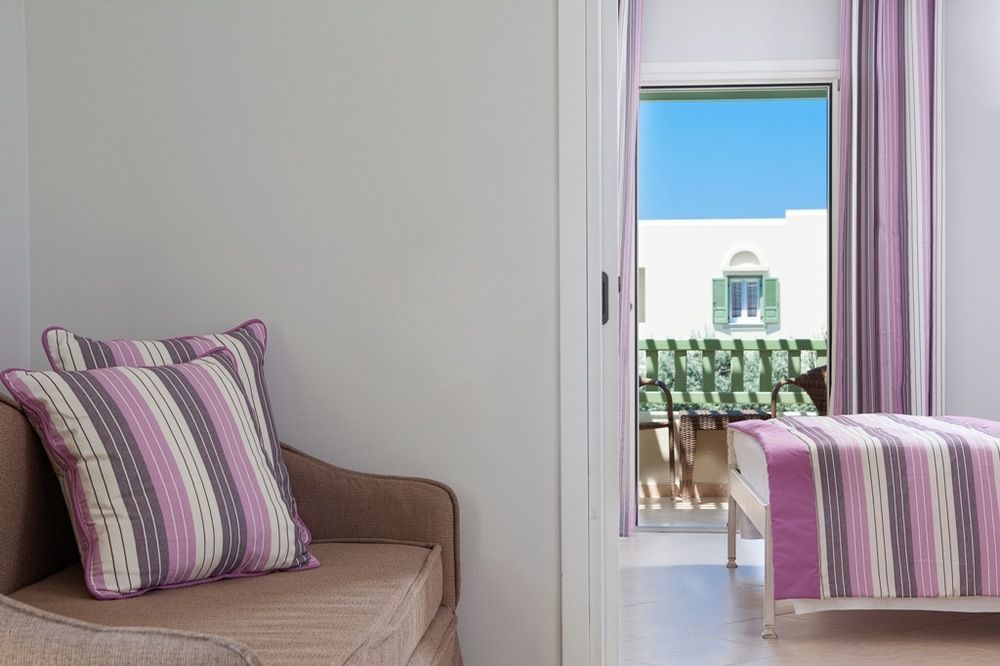 Finikas Hotel 4*