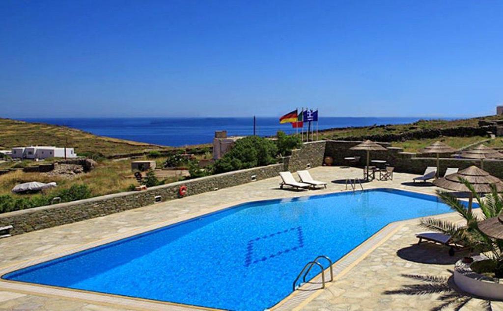 Lighthouse Aparthotel 2*
