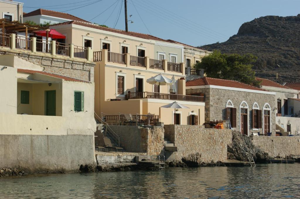 Amalia * Chalki Town