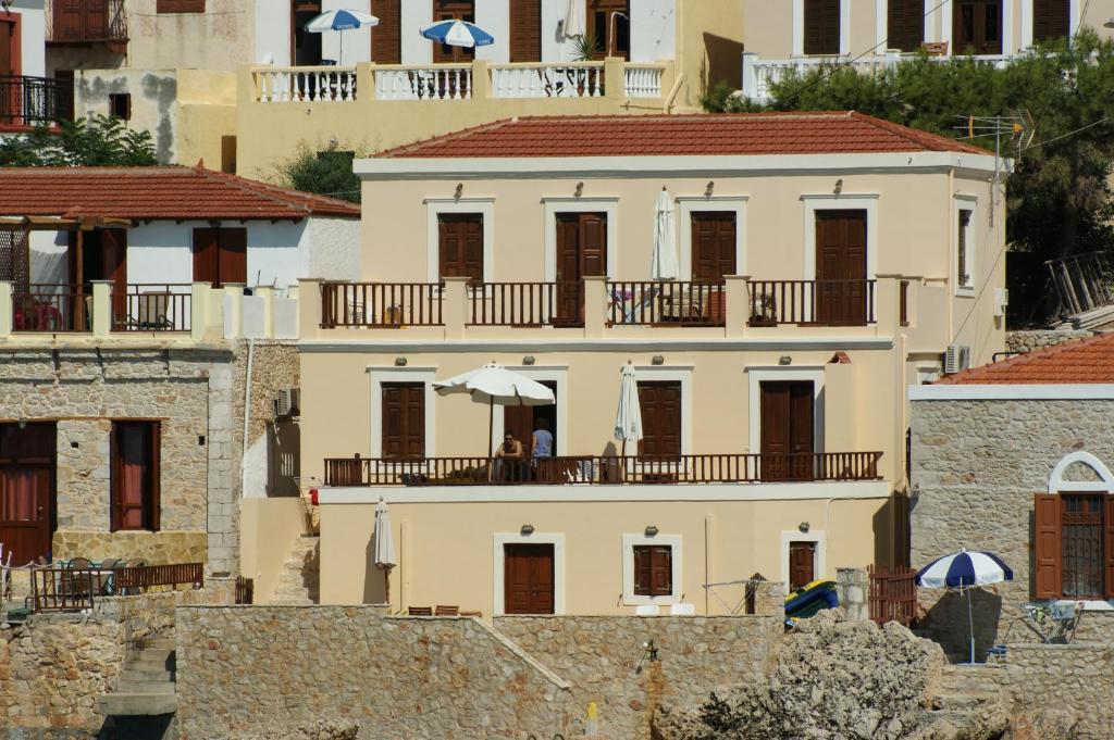 Amalia Chalki Town