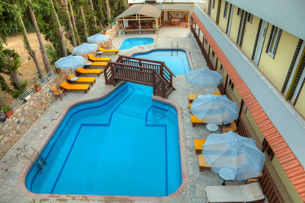 Sunny Days Hotel 3*