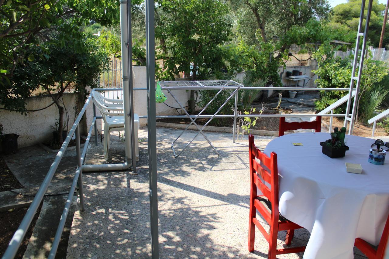 Surfers' Holiday home Anavyssos