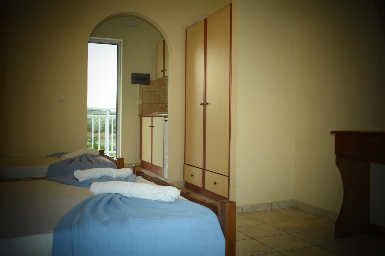 Parashis Apartment *