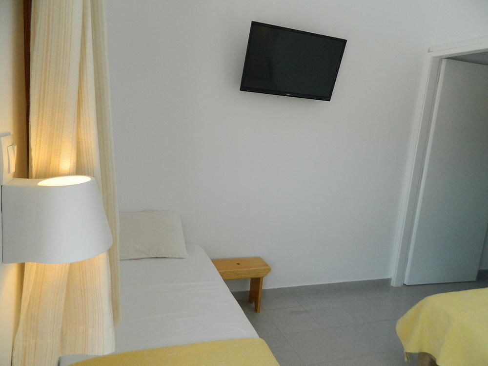 Avra Pahainas Aparthotel