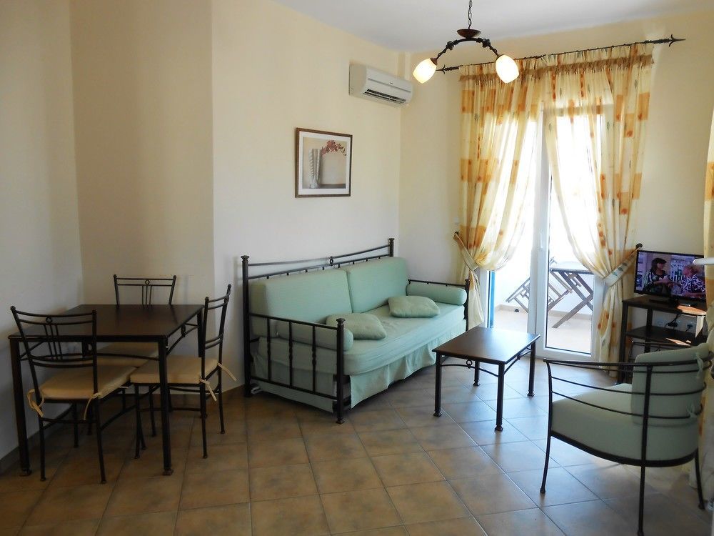Livanios Adamantas (Milos)