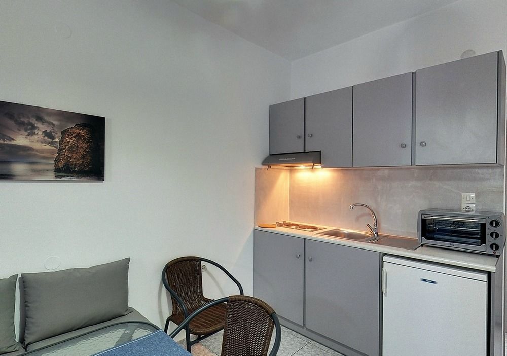 Hotel Agnanti Milos To Let 3*