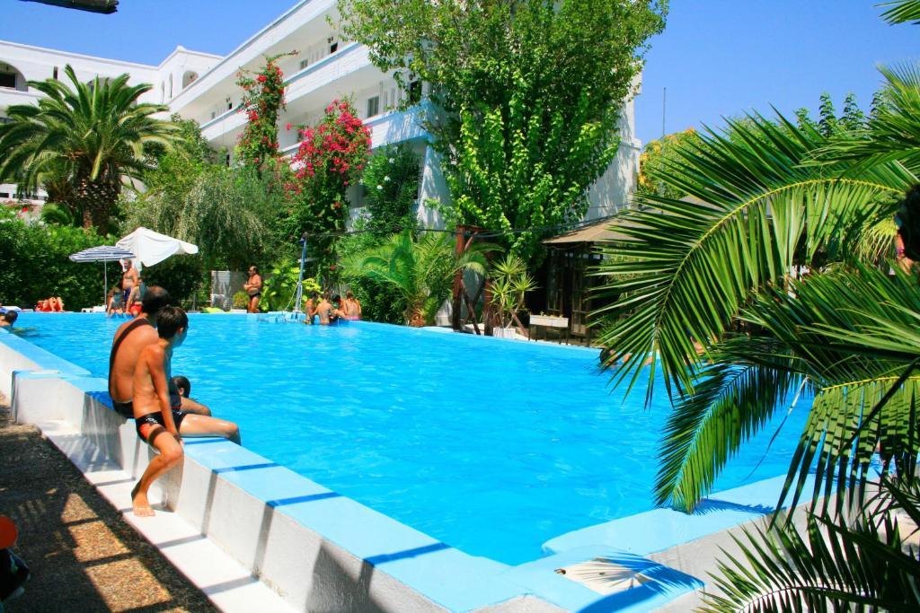 Siagas Beach 3* Agioi Theodoroi