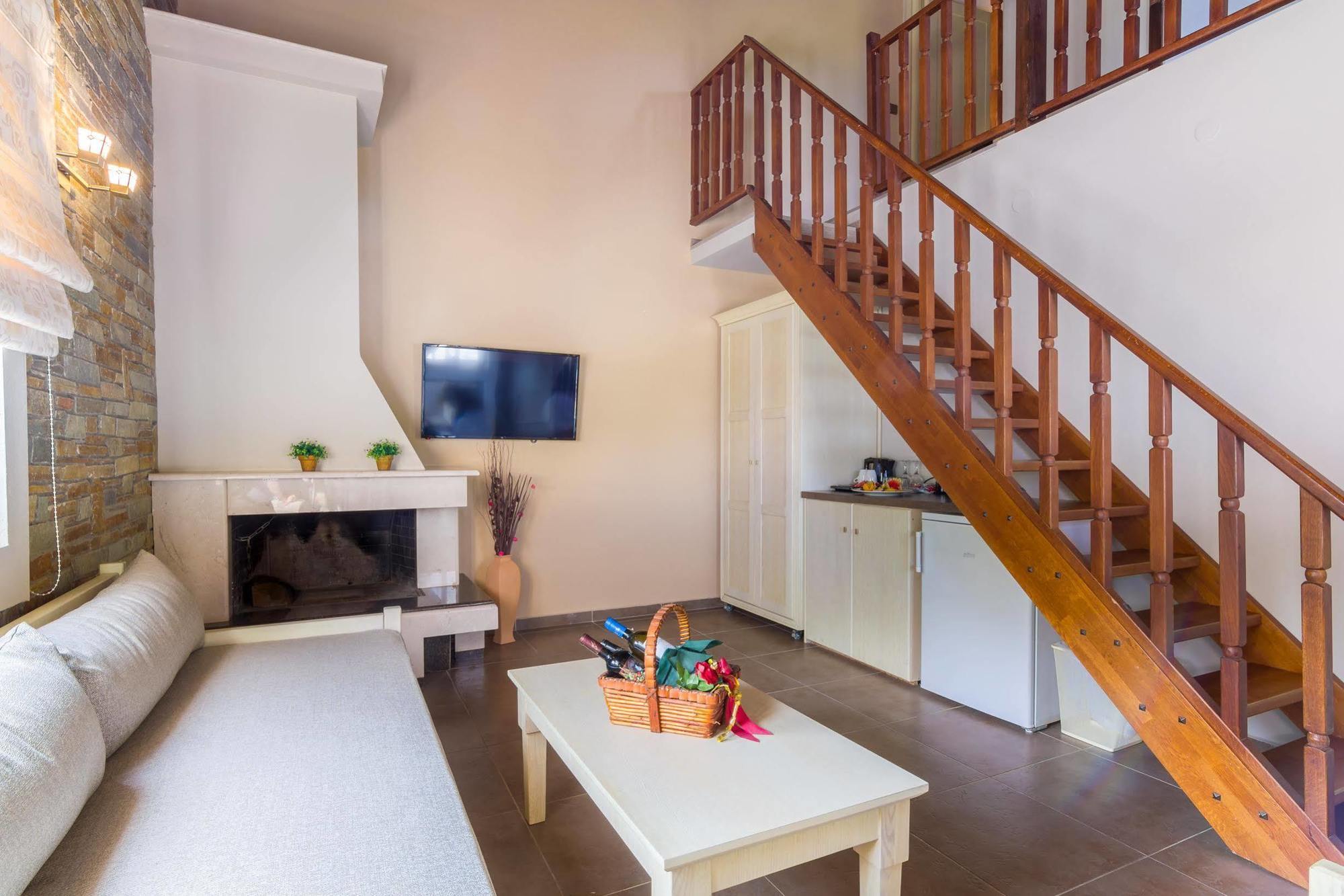 Hotel Ismaros 4*