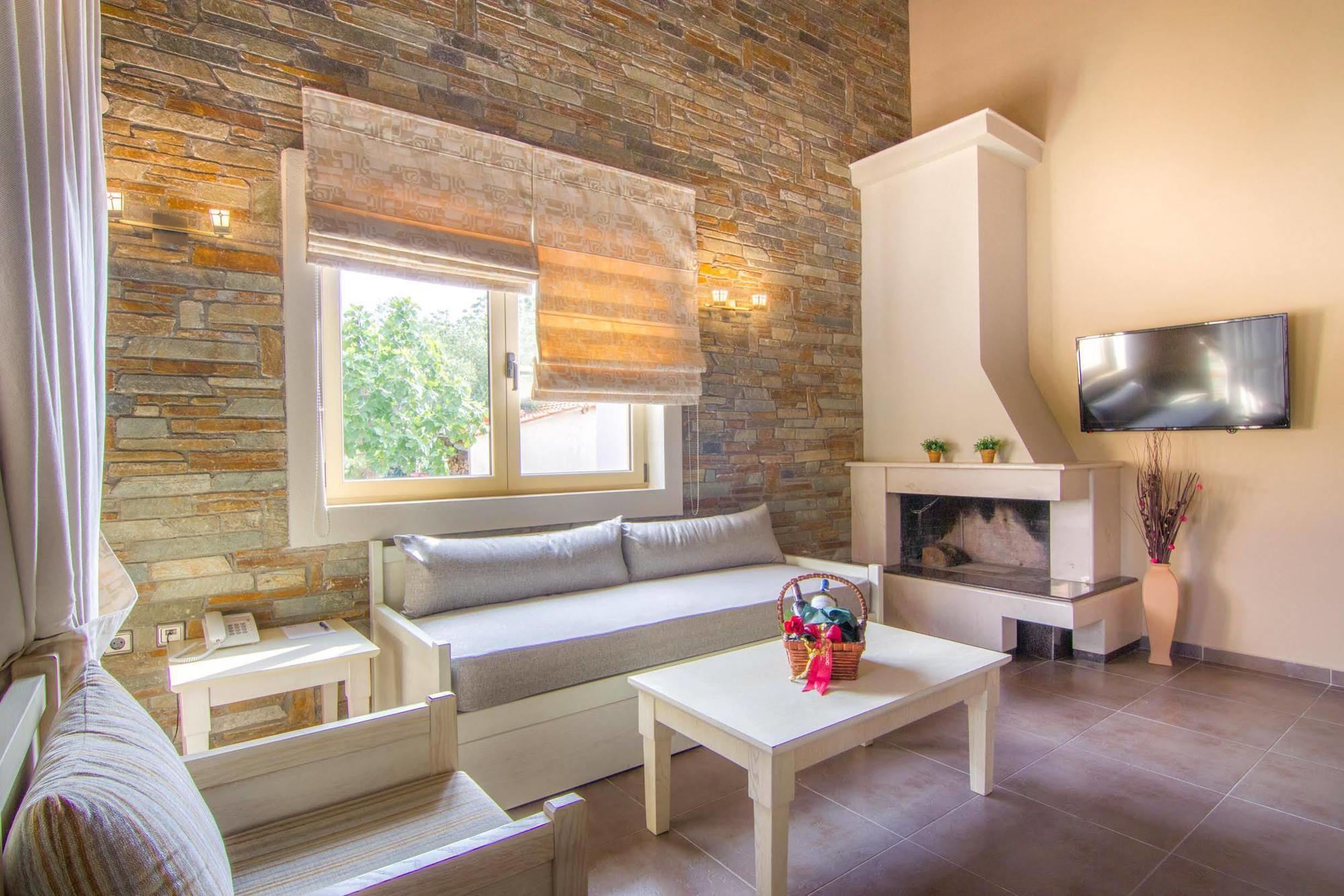 Hotel Ismaros