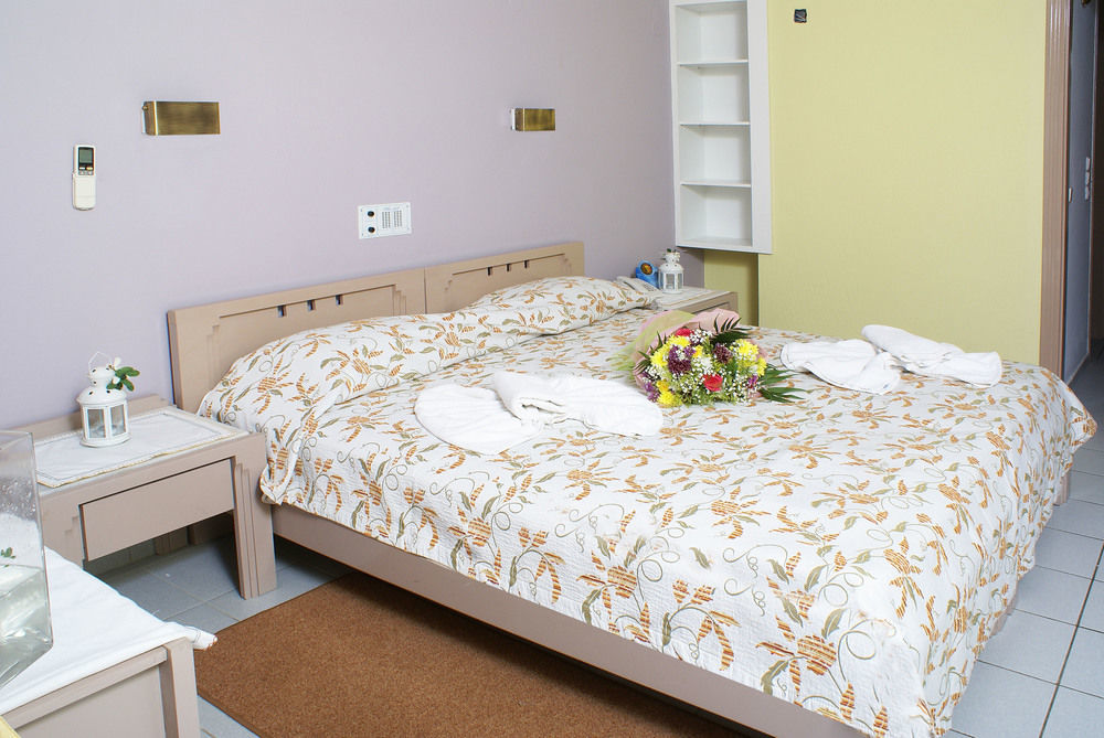 Hotel Alia By Estia 4*