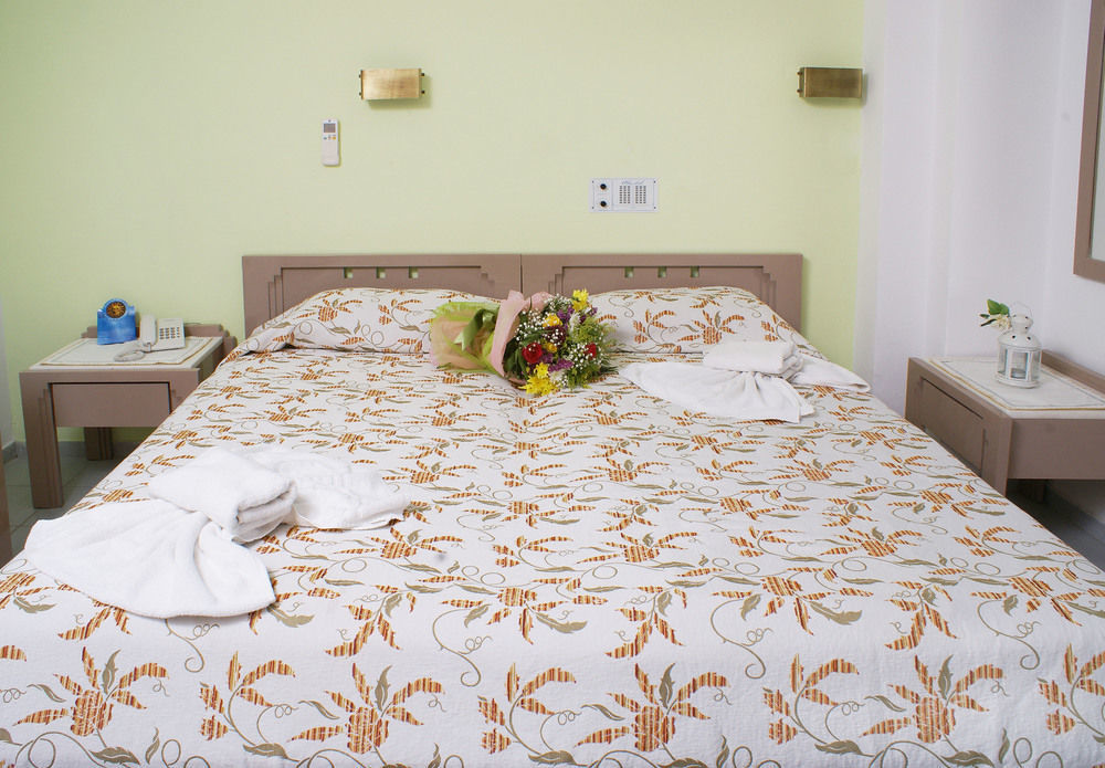 Alia By Estia Hotel 4*