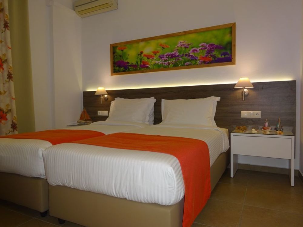 Astra Village & Aparthotel Koutouloufari (Crete)