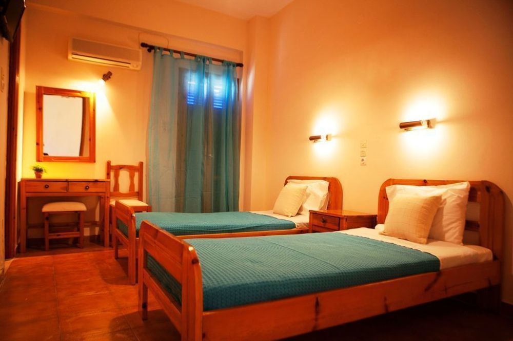 Suites 4* Perdika (Aegina)