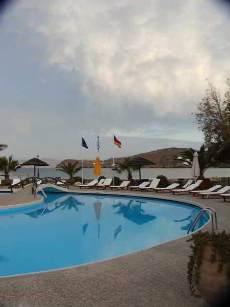 Far Out Village Hotel 3*