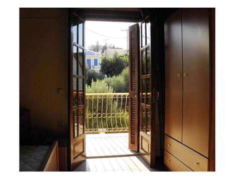 Pinotsi Guest house