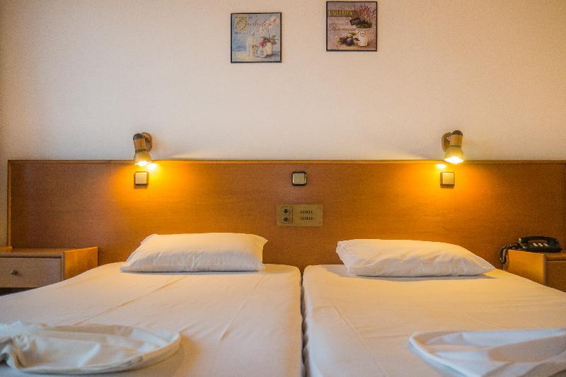 Celadi Vista Hotel 3*