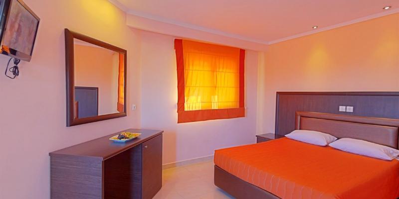 Grand Platon Hotel 4*
