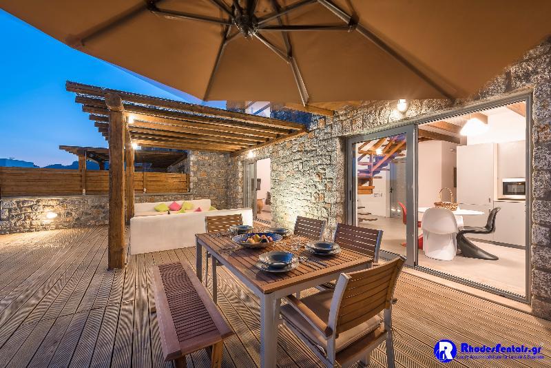 Lindos Seastone Apartment