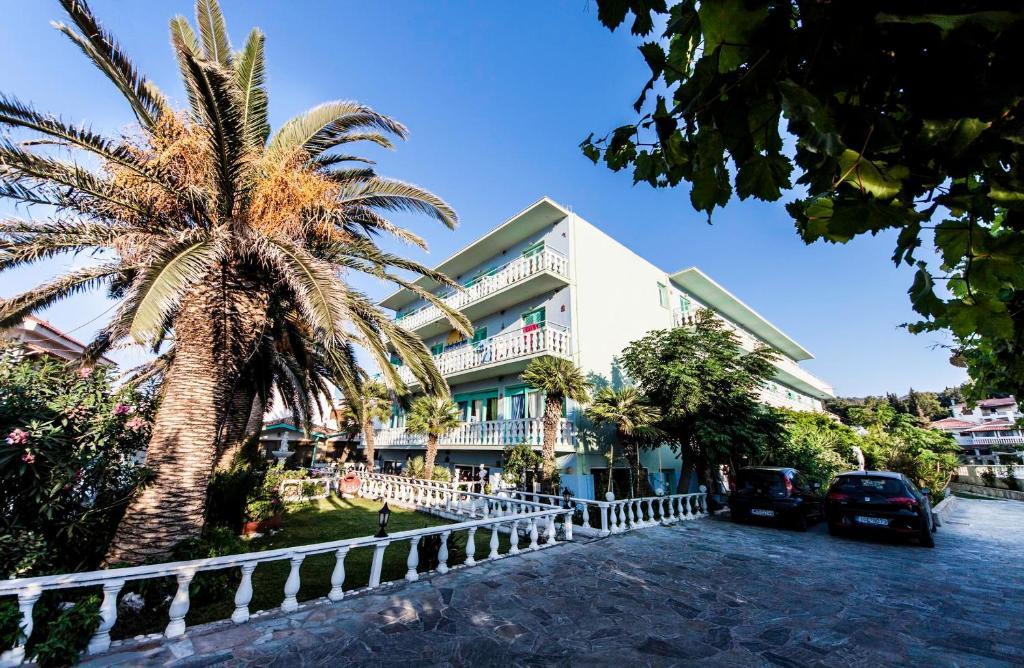 Kokkari Beach Hotel 3*